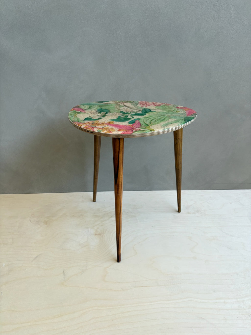 Vervena Botanic Nesting Tables
