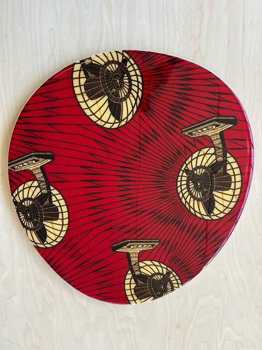 Fan-Tastic Nesting Table